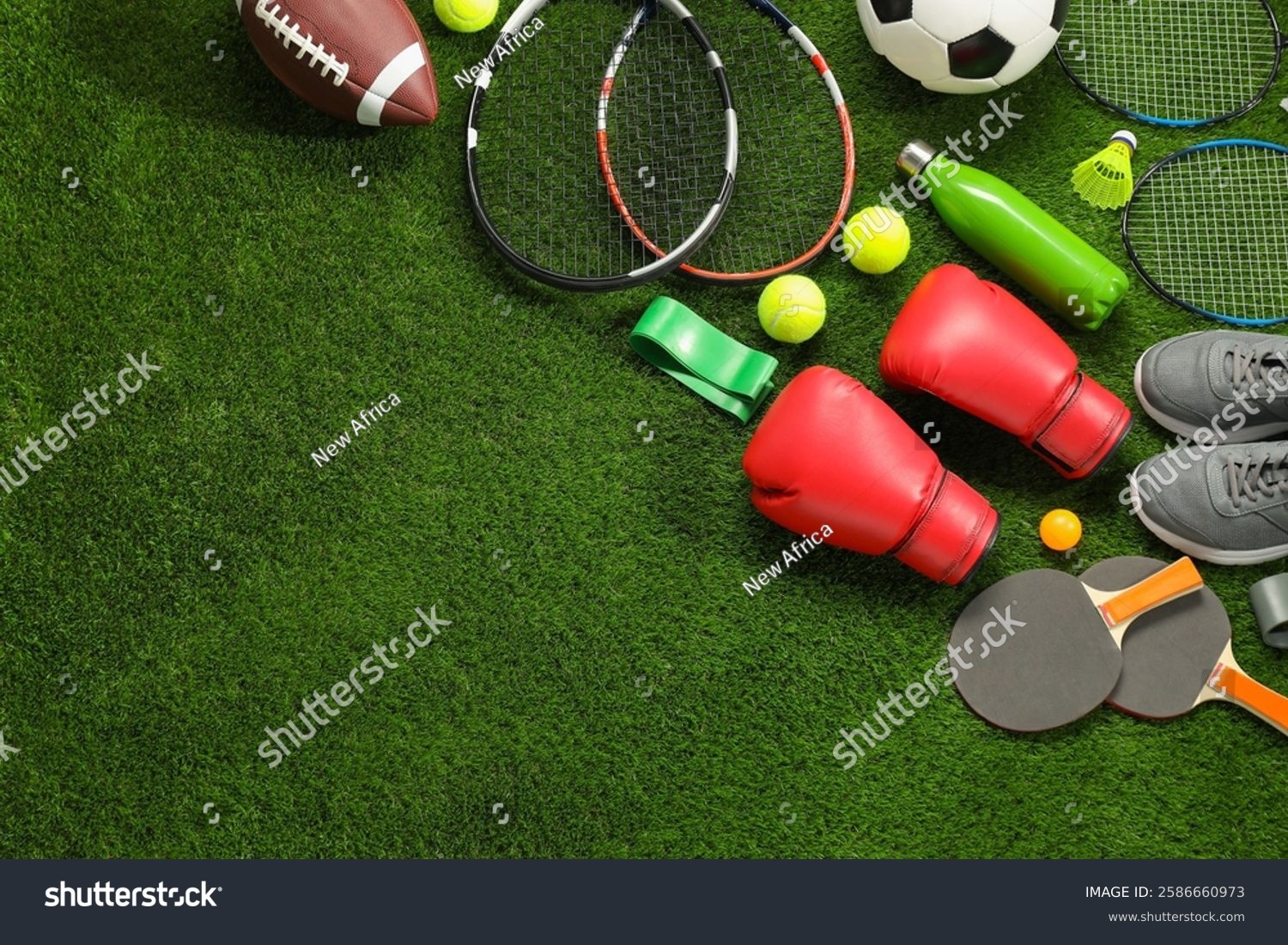 记者：道格拉斯-路易斯不愿加盟费内巴切，更愿意重返英超